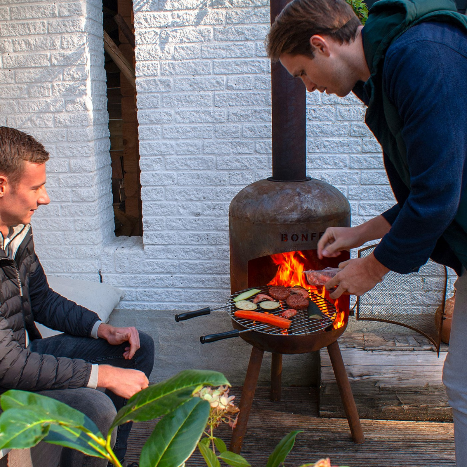 Bonfeu Bonbono Garden Chiminea Fireplace - Black/Corten