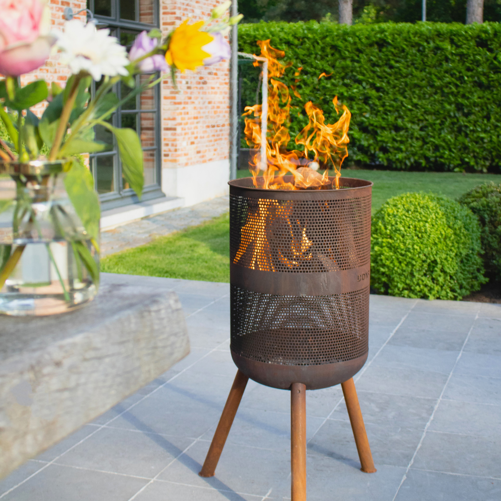 Bonfeu Bonves 45 Garden Fire Basket Grill - Corten