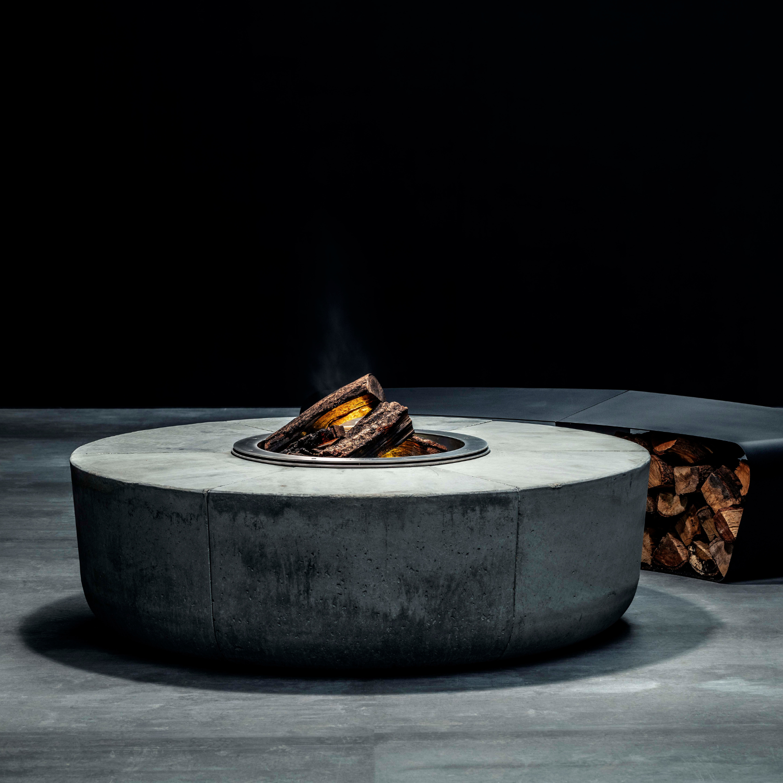 GlammFire Zarzuela Stone Fire Pit