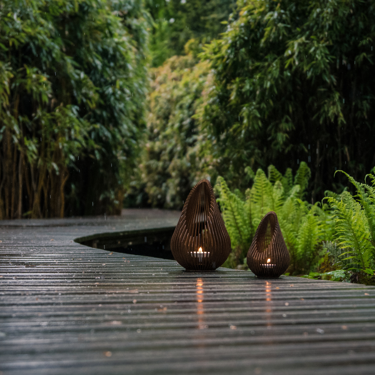 Glowbus Growdrop Corten Steel - Medium (10cm x 15cm)