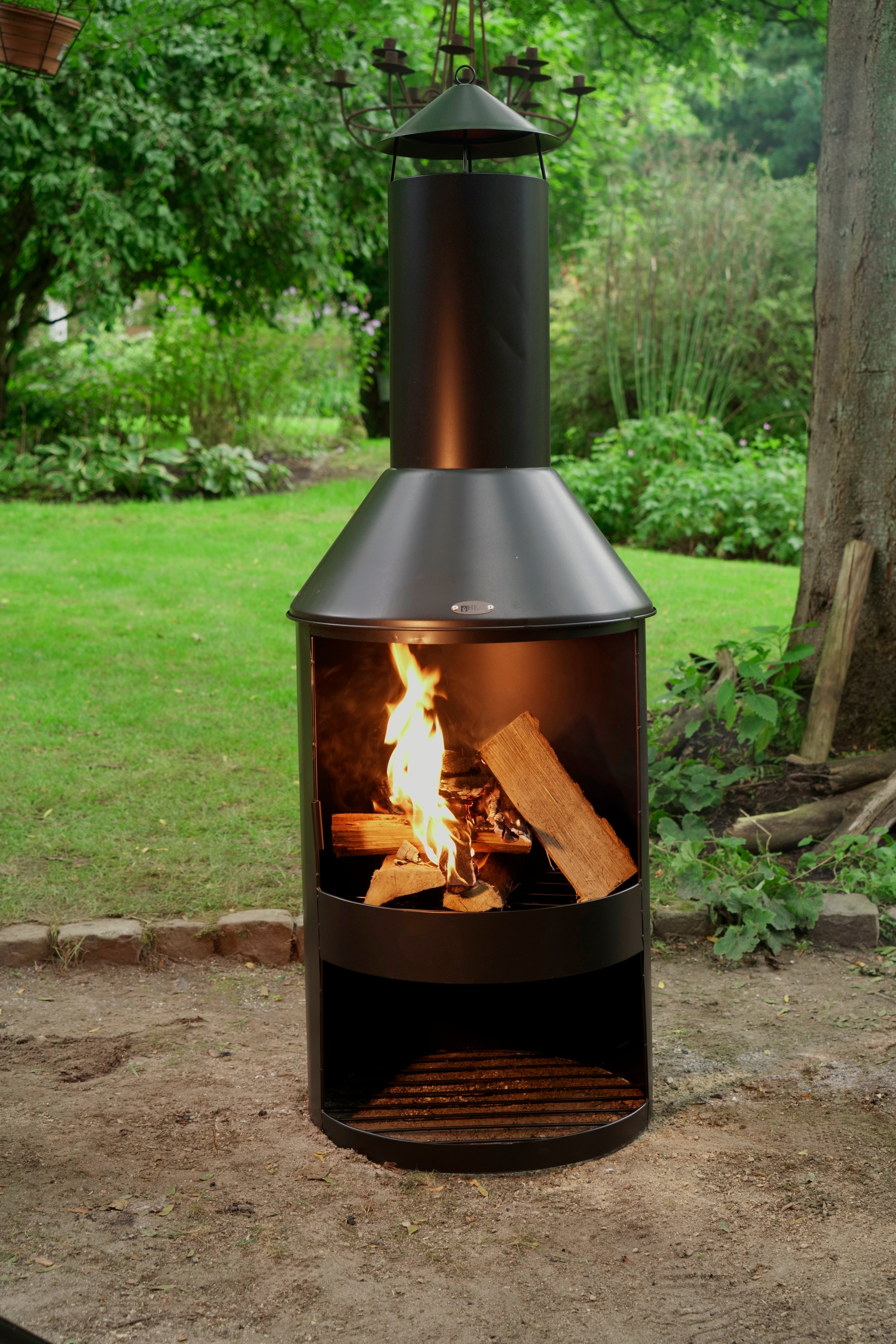 HEAT Larvik Outdoor Garden Fireplace - Black
