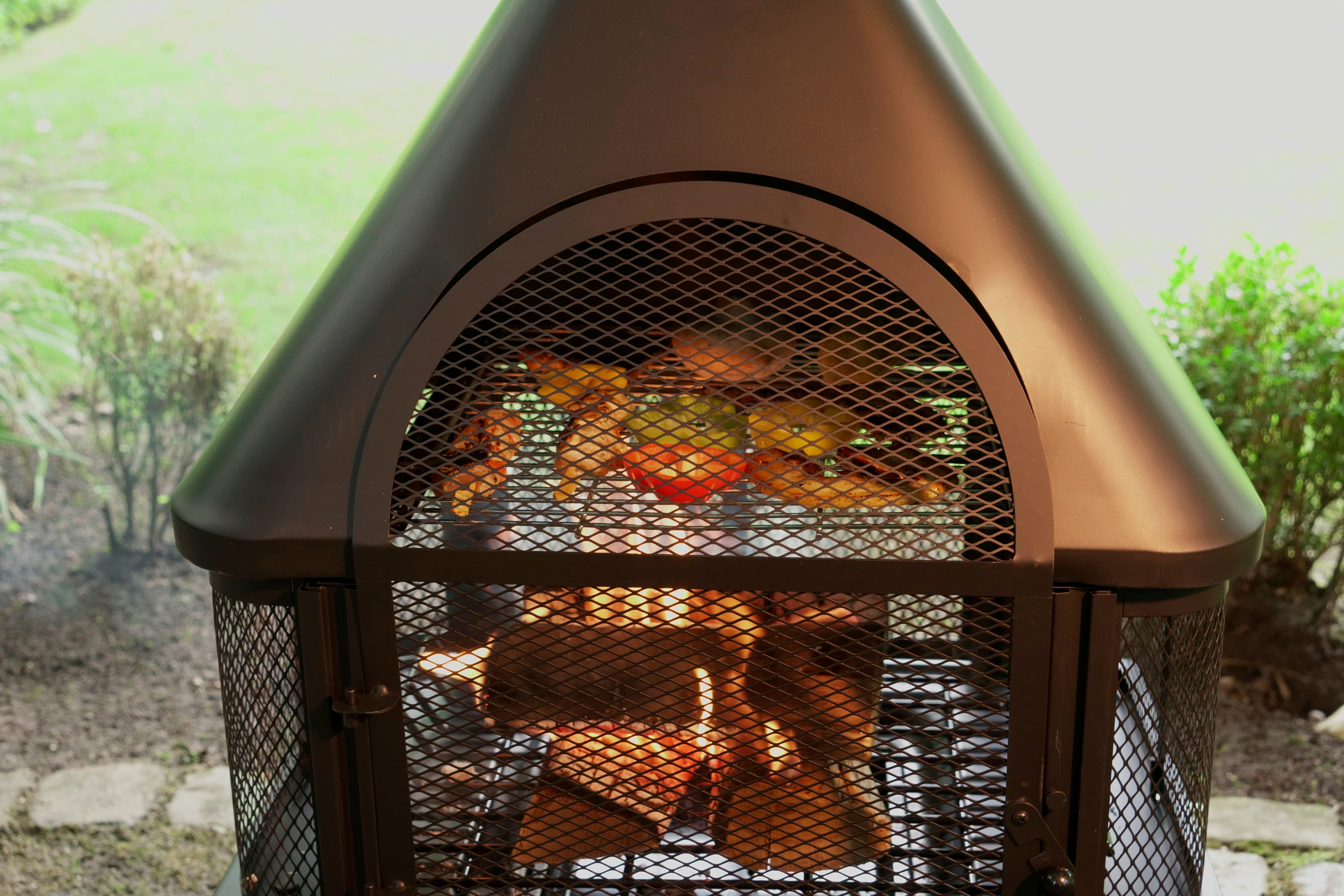 HEAT Saga Outdoor Garden Fireplace - Black