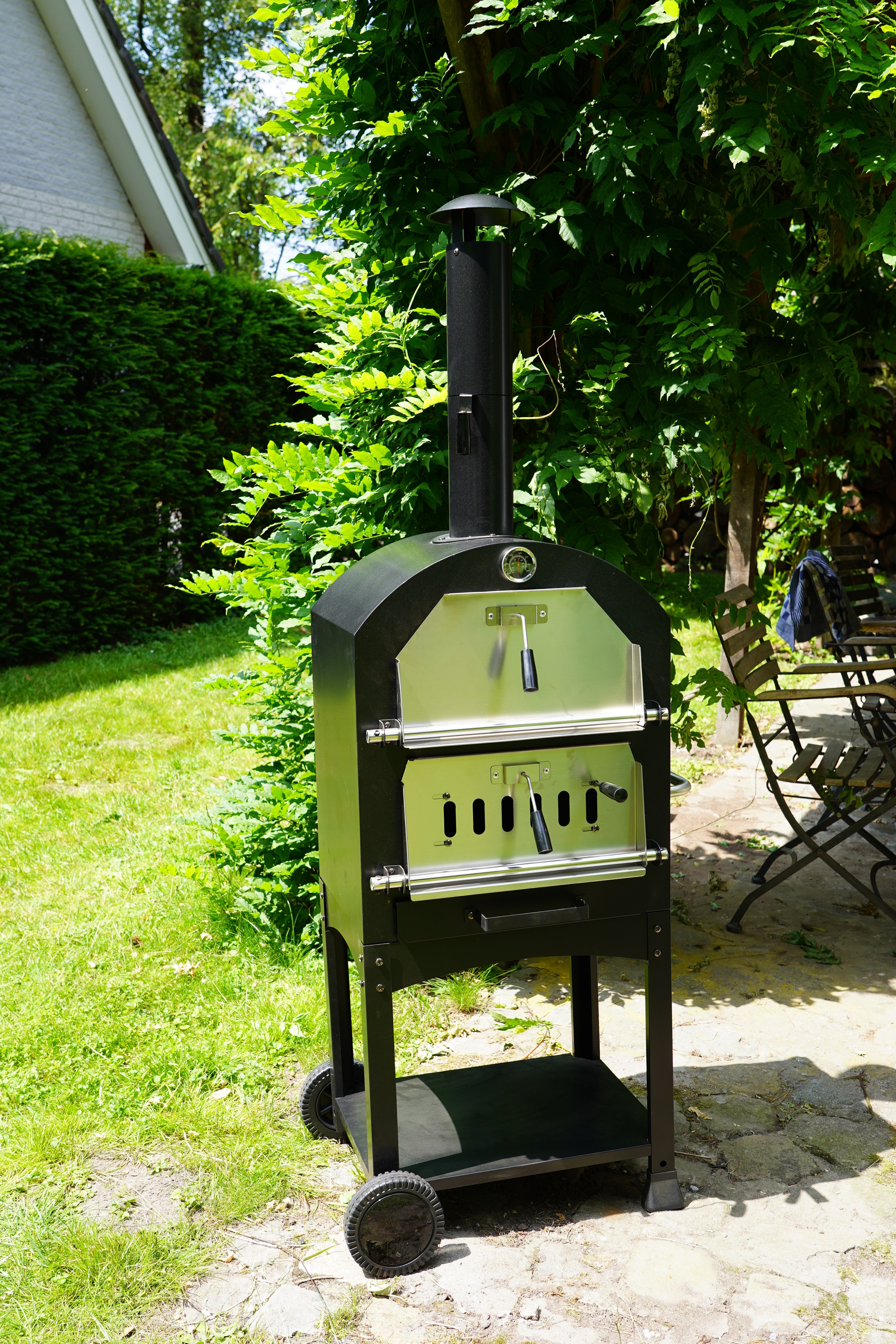 HEAT Ovnhus Wood-Fired Portable Pizza Oven