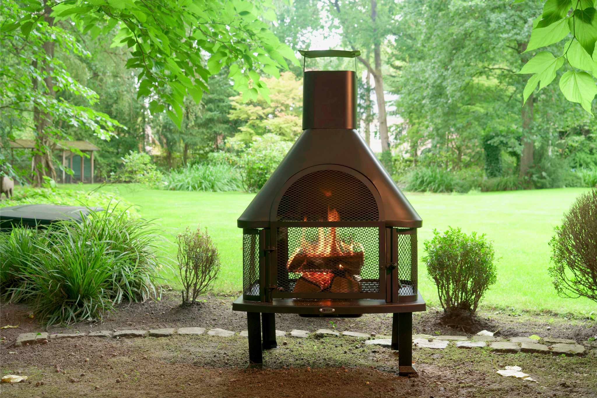 HEAT Saga Outdoor Garden Fireplace - Black