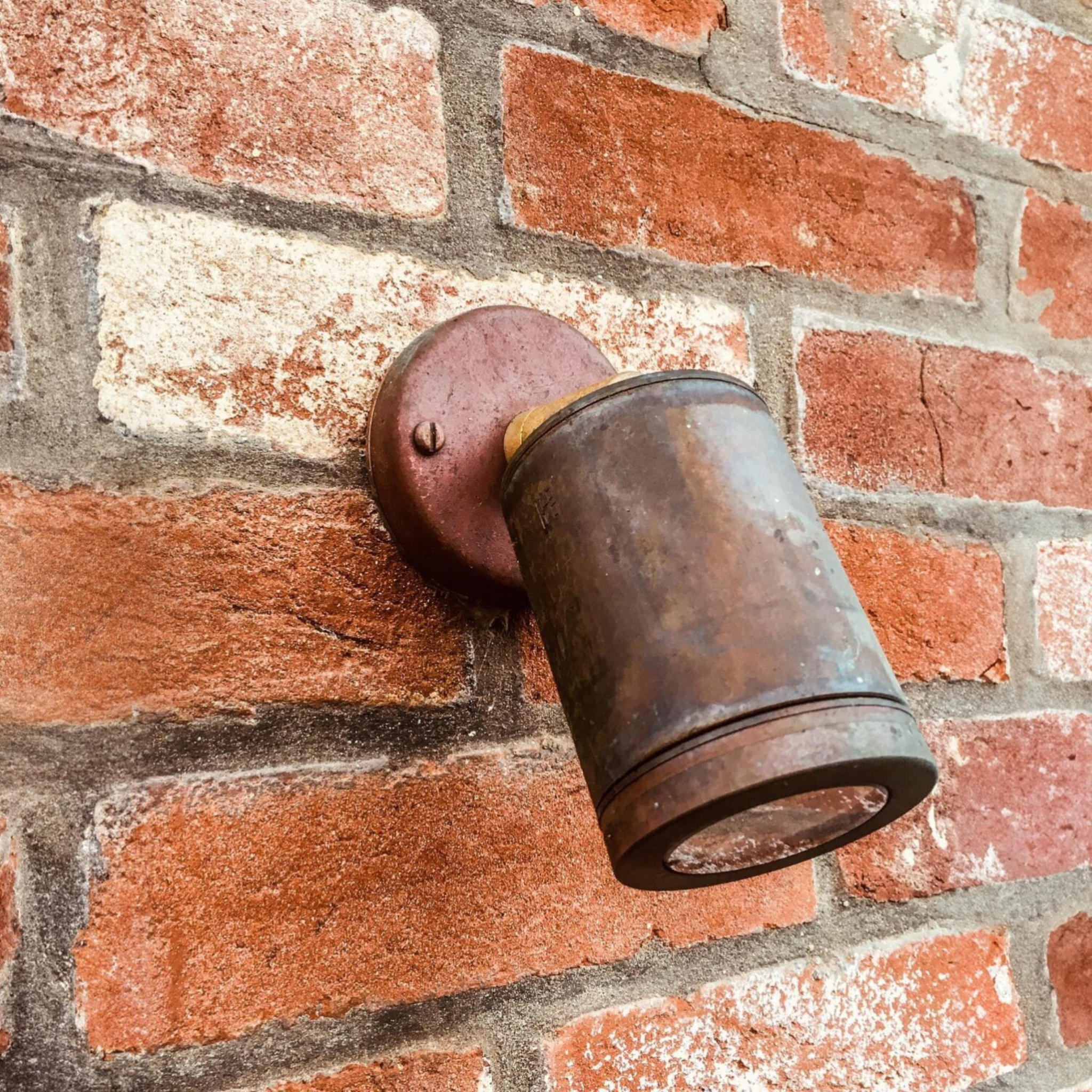 Hunza Adjustable Wall Spot (GU10) - 240V Hunza