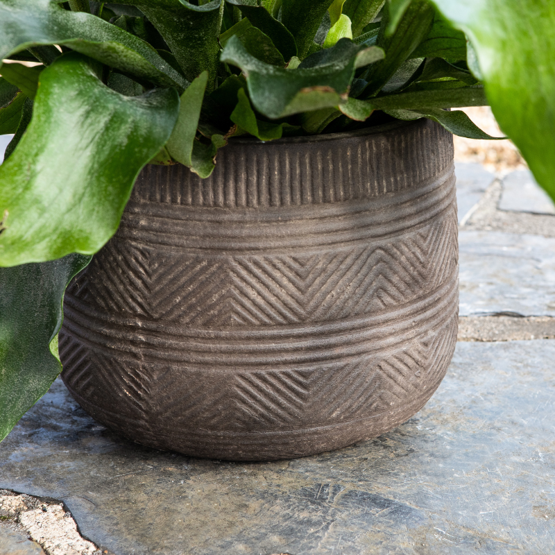 Nkuku Zadie Terracotta Planter - Grey\Natural - 36cm (H) x 50cm (D)