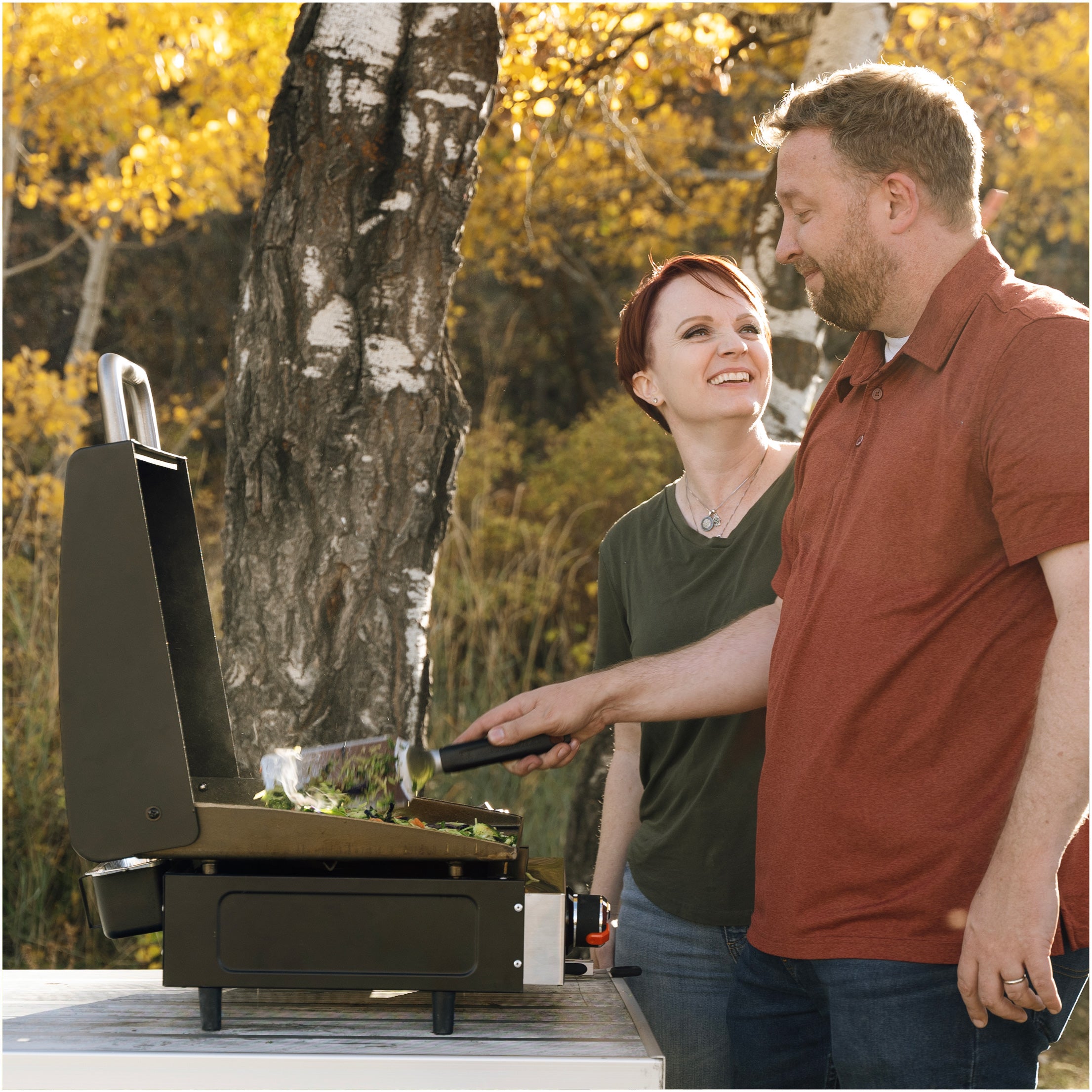 Blackstone Table Top Griddle With Cooking Hood - 17" (257-2143EU)