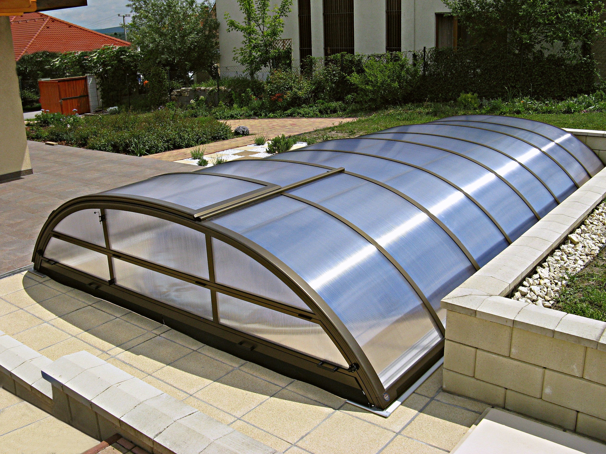 Elegant Neo Low Retractable Swimming Pool Enclosure Alukov