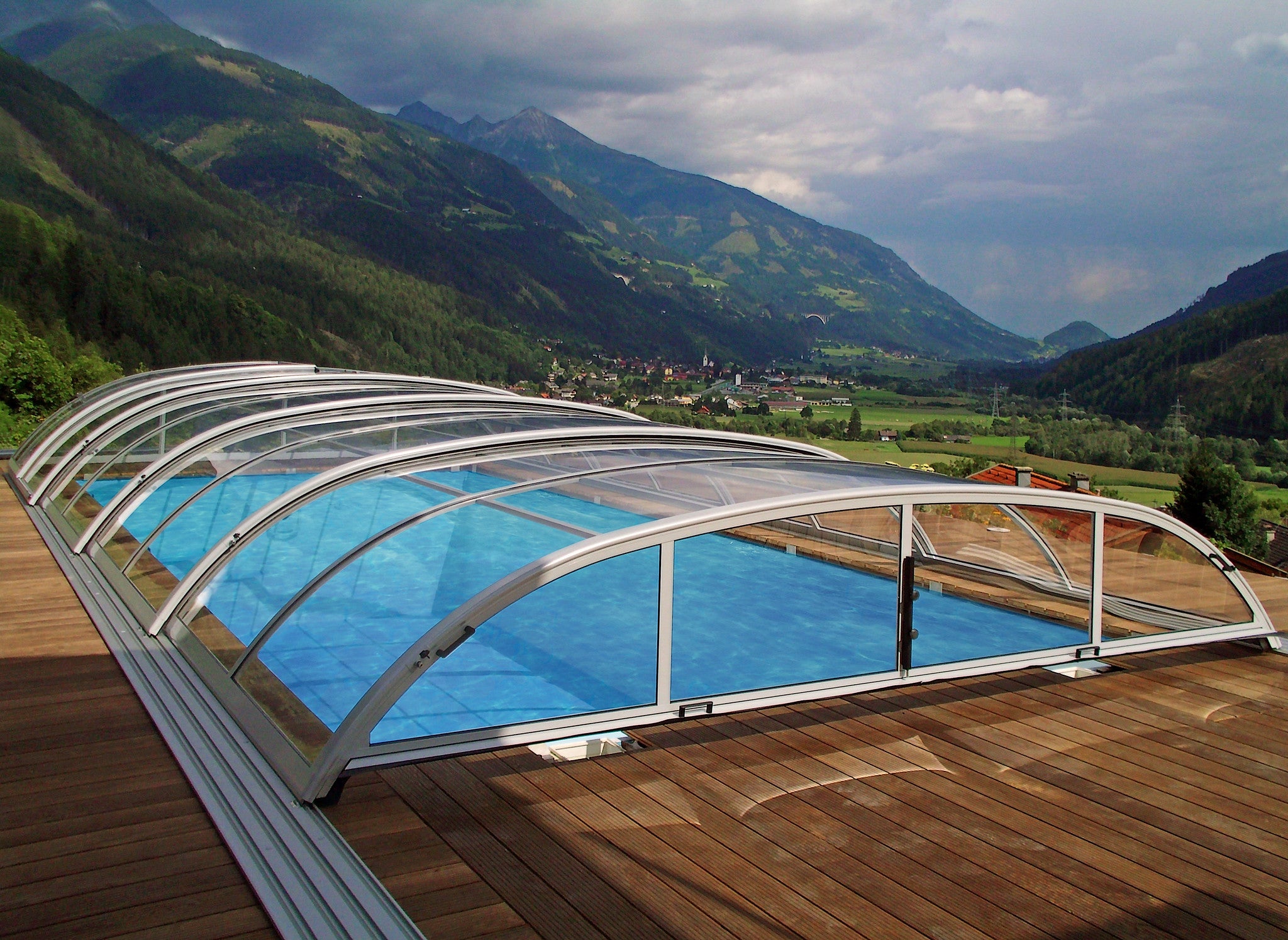 Elegant Neo Low Retractable Swimming Pool Enclosure Alukov