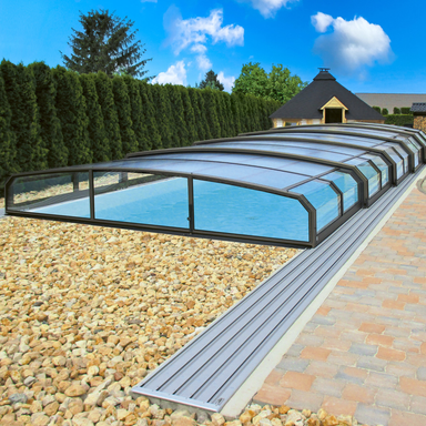 Oceanic Low Telescopic Pool Enclosure Alukov