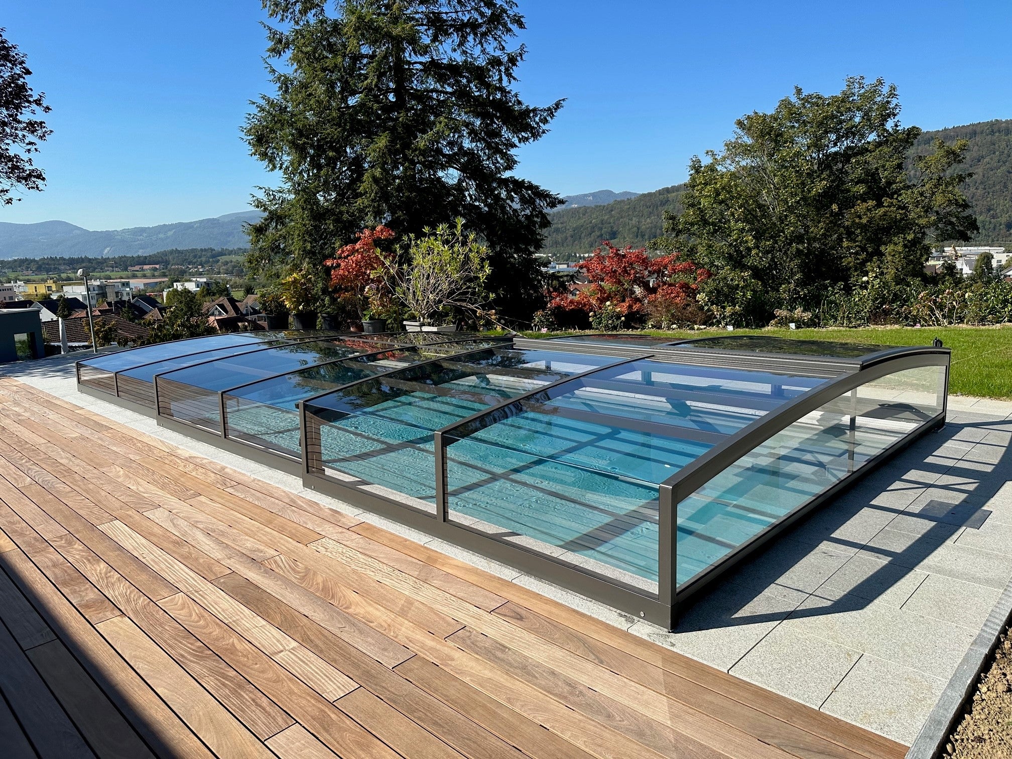Parade Low Retractable Swimming Pool Enclosure Alukov