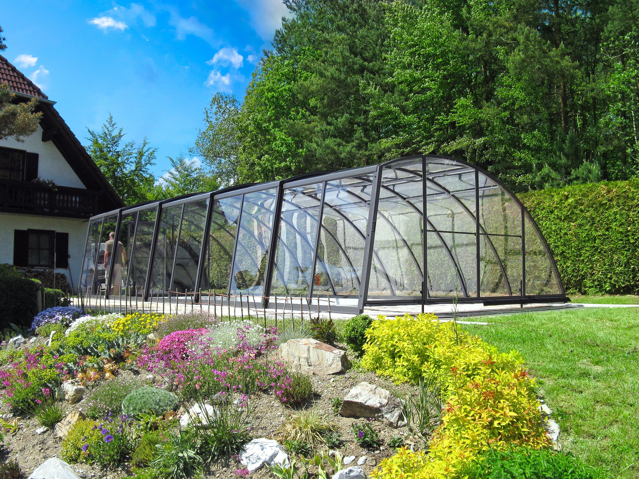 Ravena High Retractable Pool Enclosure Alukov