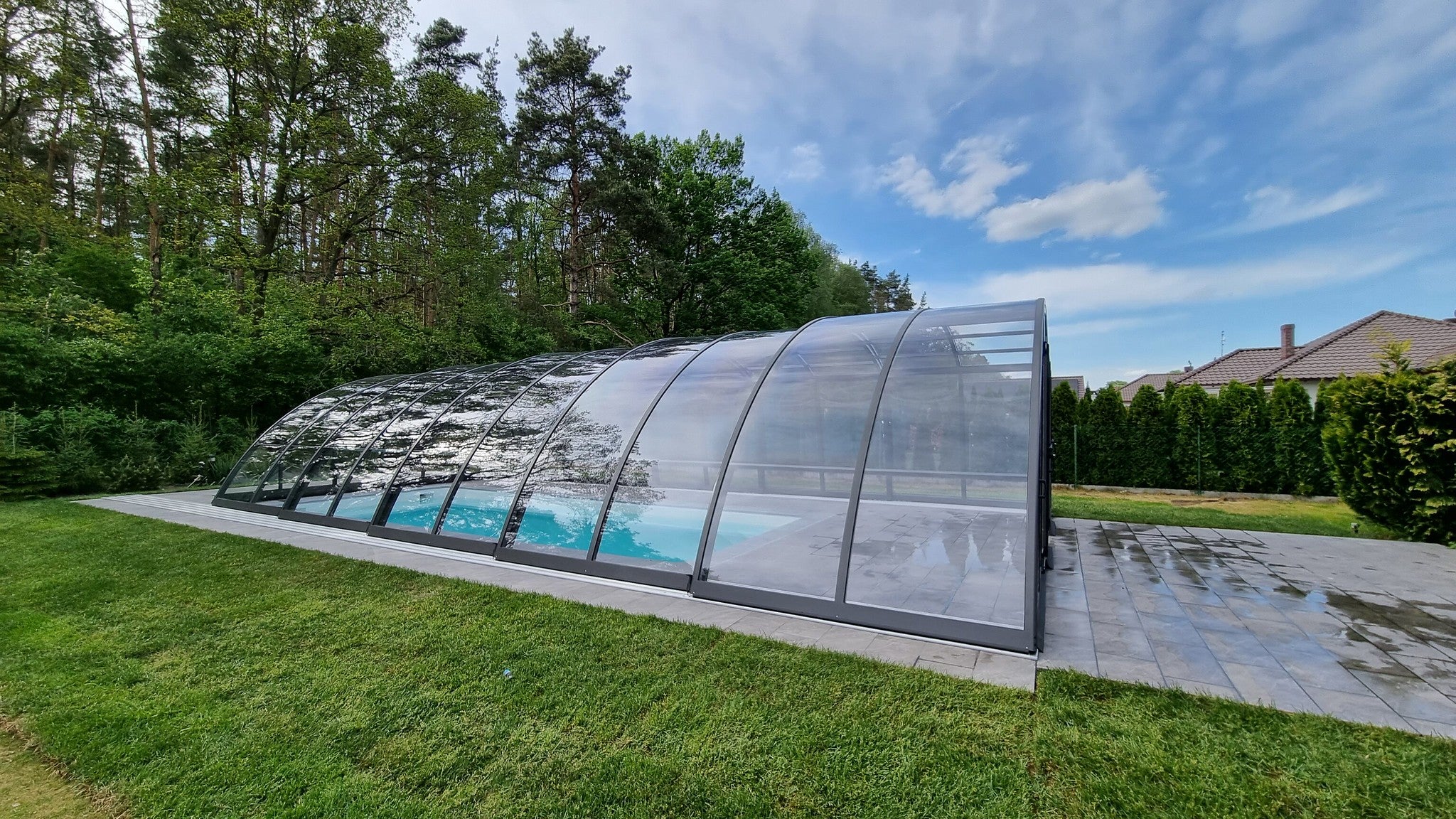 Ravena High Retractable Pool Enclosure Alukov