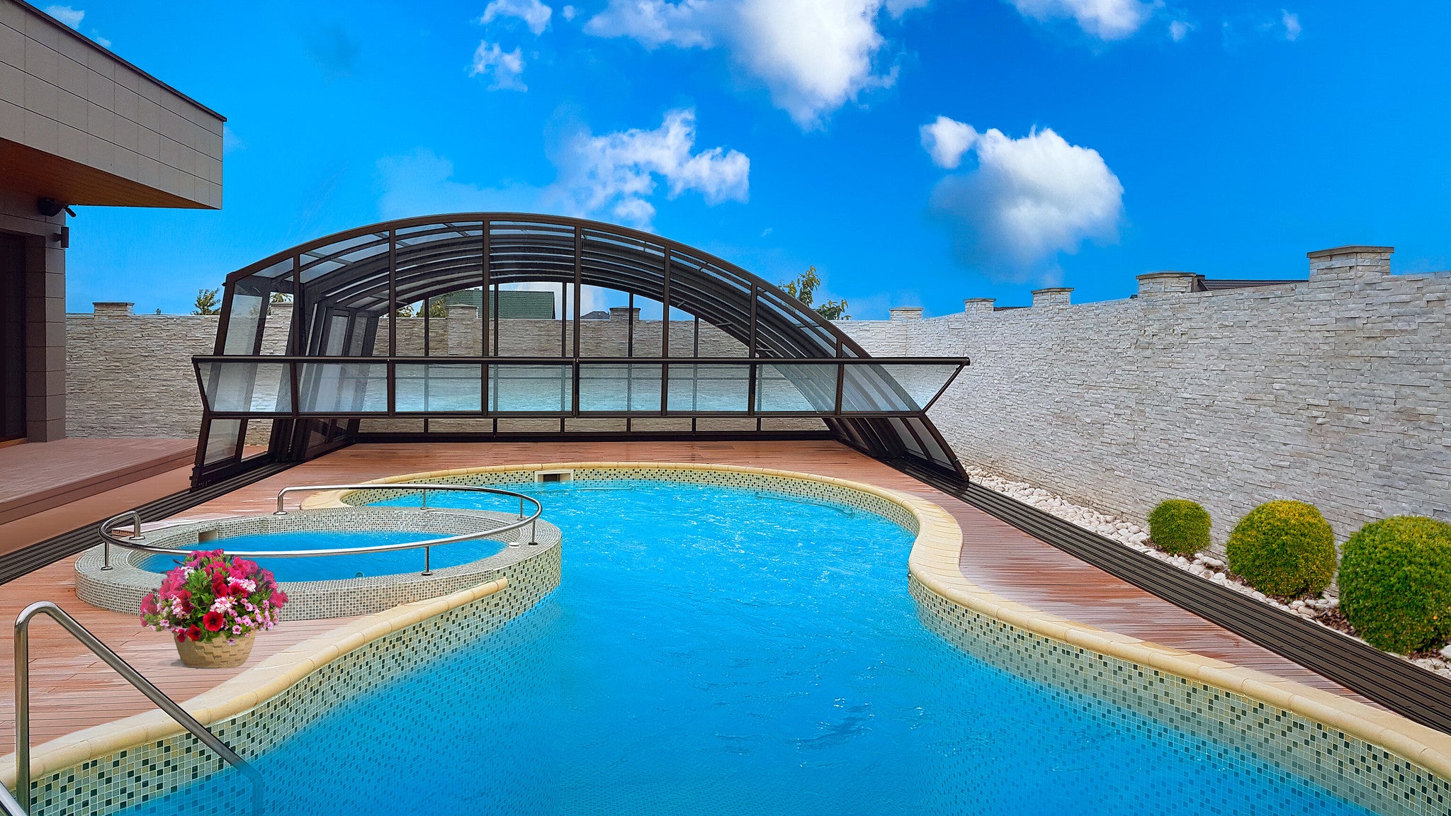 Ravena High Retractable Pool Enclosure Alukov