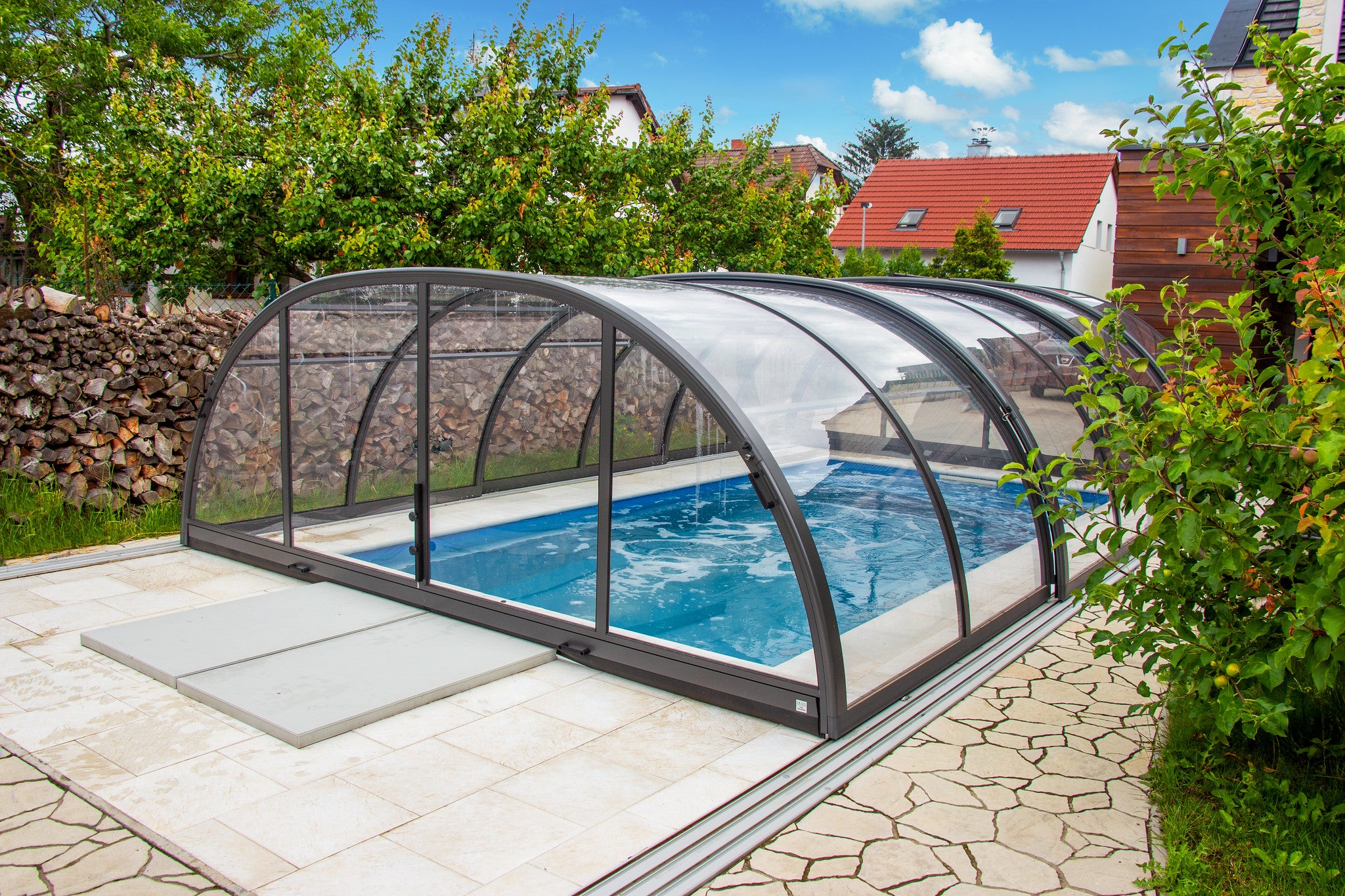 Tropea Neo Medium Height Telescopic Pool Enclosure Alukov