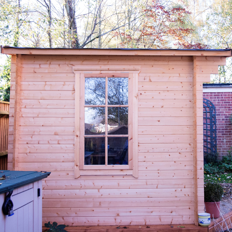 Shire Bucknells Log Cabin - 10 x 14