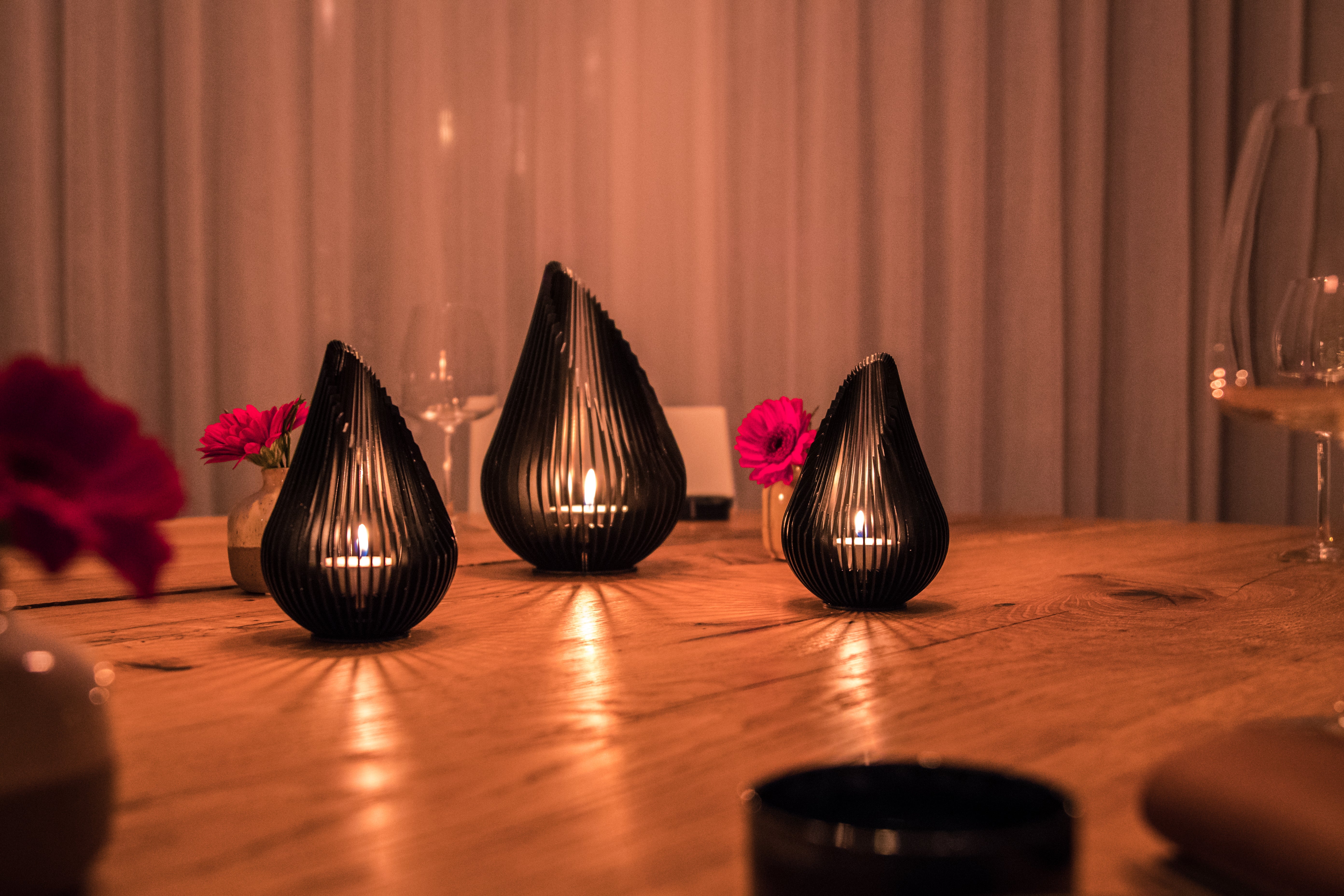 Glowbus Growdrop Blackened Steel - Medium (10cm x 15cm)
