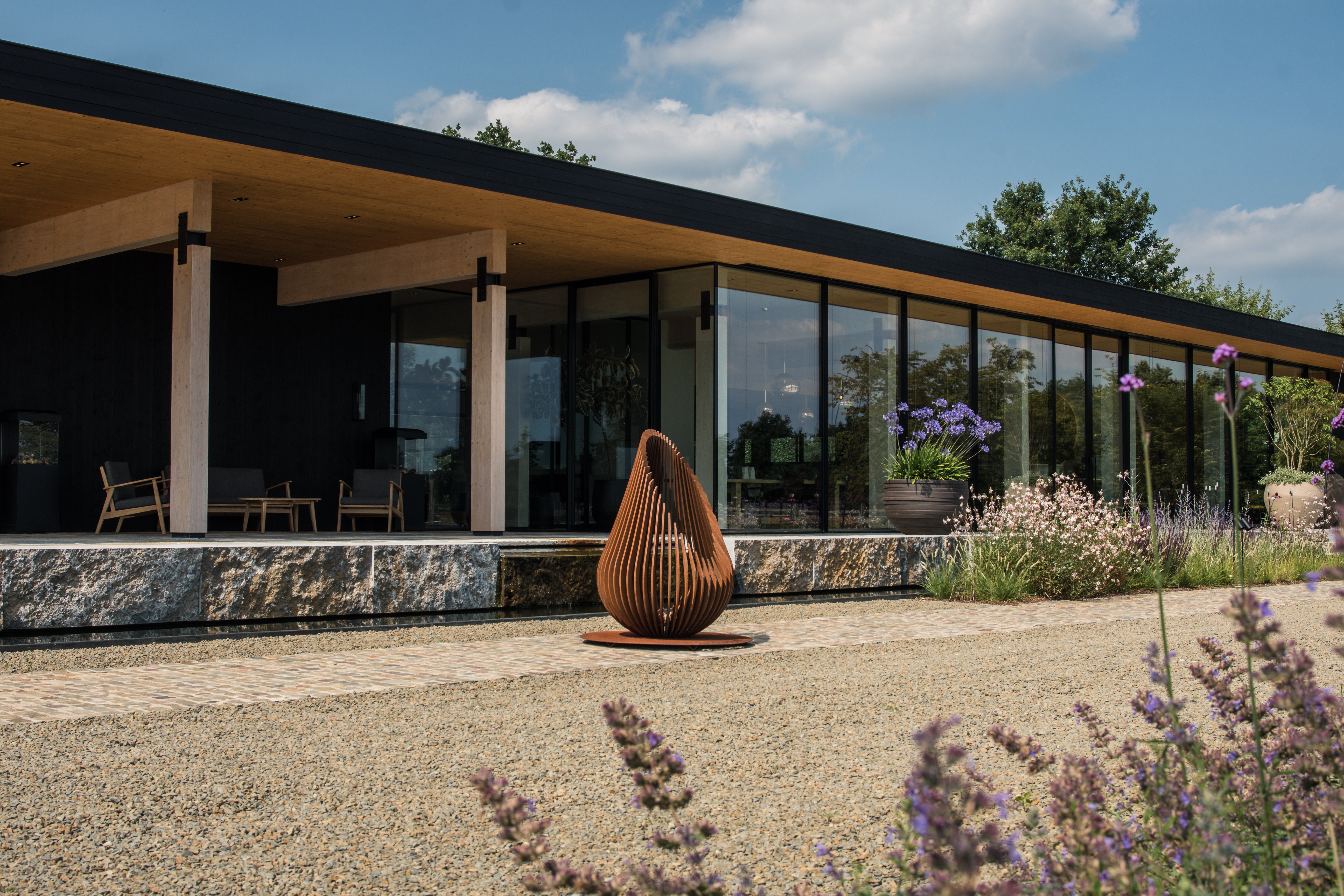 Glowbus Dewdrop Corten Steel - Extra Large (150cm x 100cm)