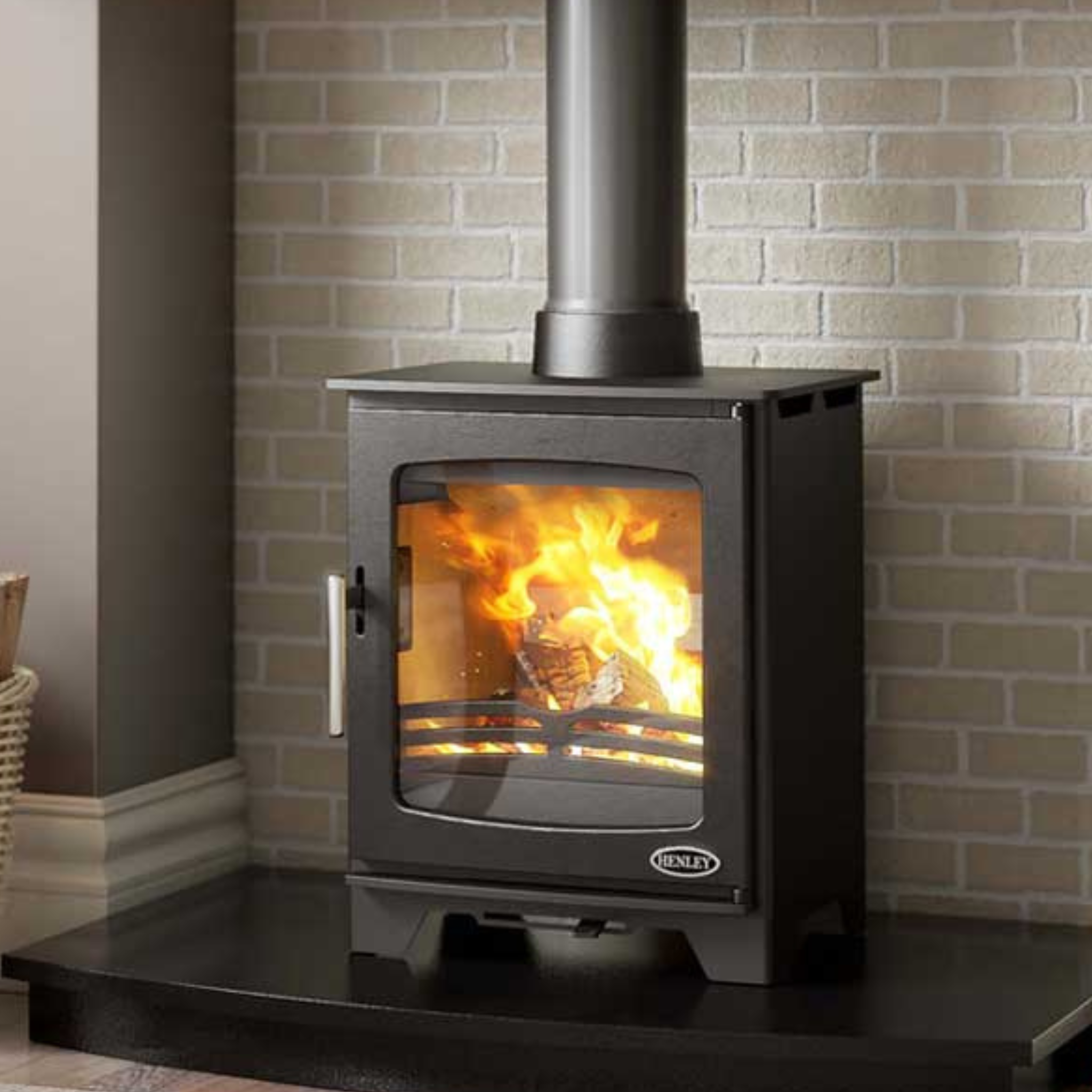 Henley Stoves Hazelwood 4.9kW Compact Wood Burning Stove (Eco) Henley Stoves