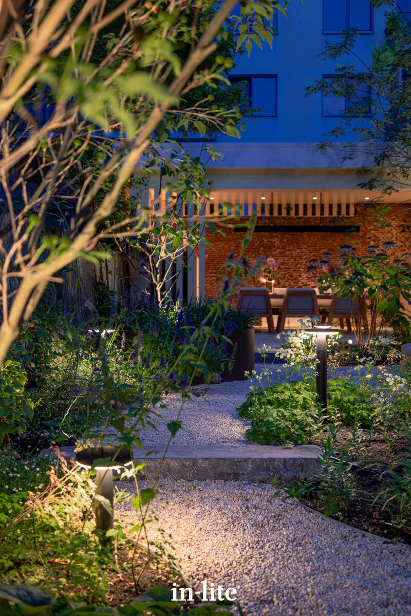 In-Lite DISC Bollard Light - 350mm/600mm - Black IN-LITE