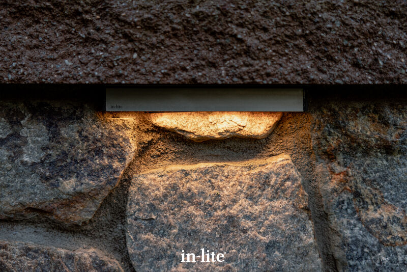 In-Lite EVO HYDE 180mm/550mm Linear Light - Black IN-LITE