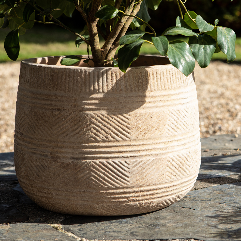 Nkuku Zadie Terracotta Planter - Grey\Natural - 36cm (H) x 50cm (D)