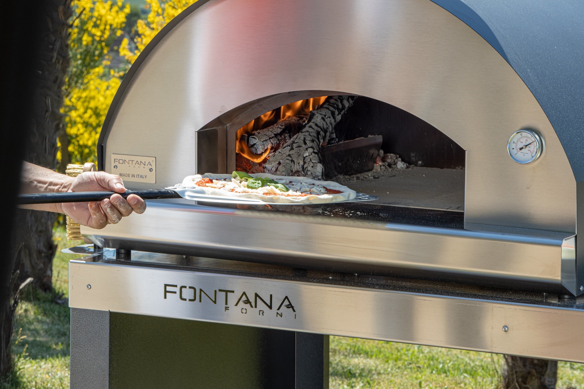 Fontana Forni Mangiafuoco Wood Pizza Oven - Rosso/Anthracite Fontana Forni