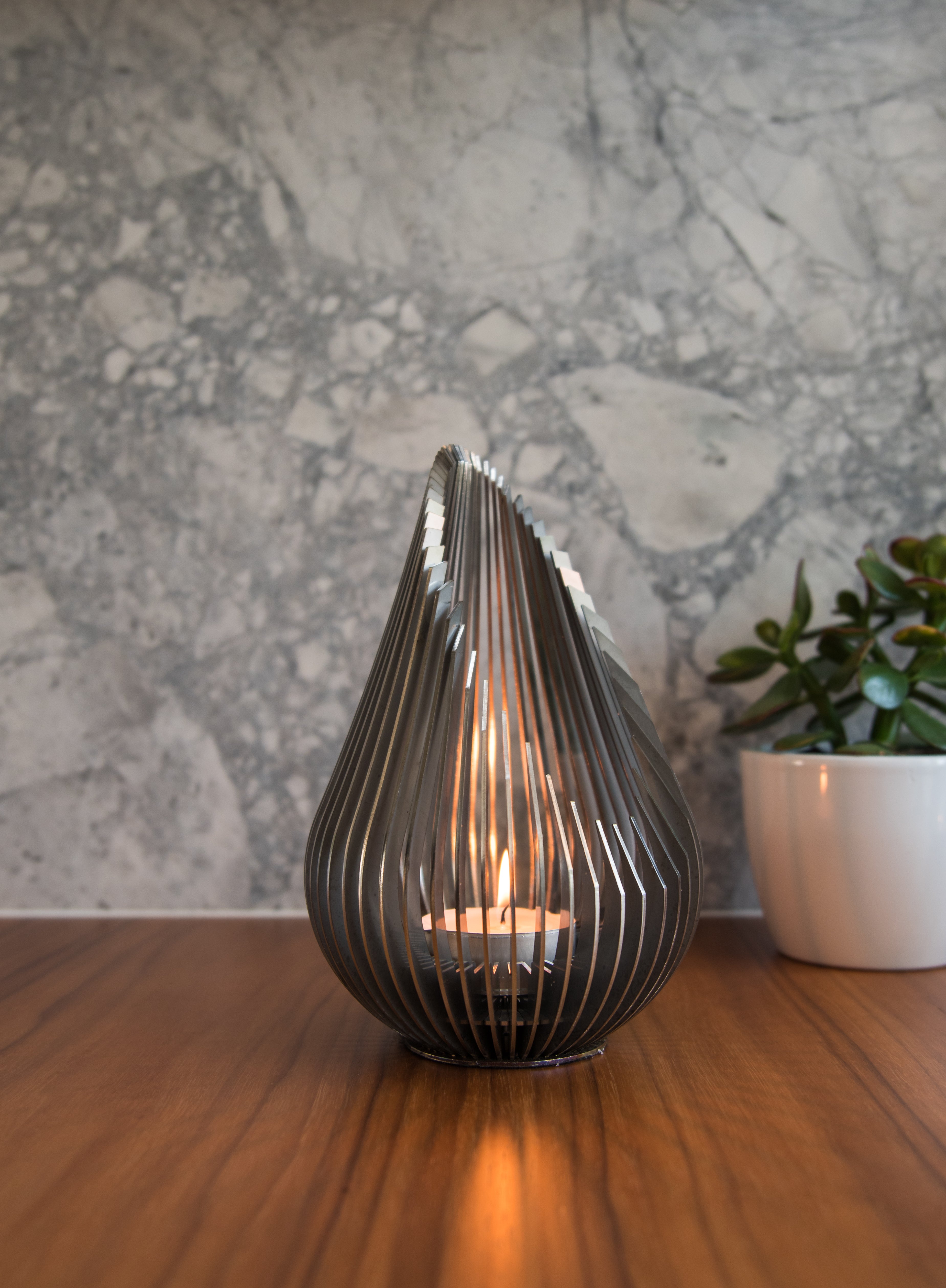 Glowbus Growdrop Stainless Steel - Large (15cm x 22cm)