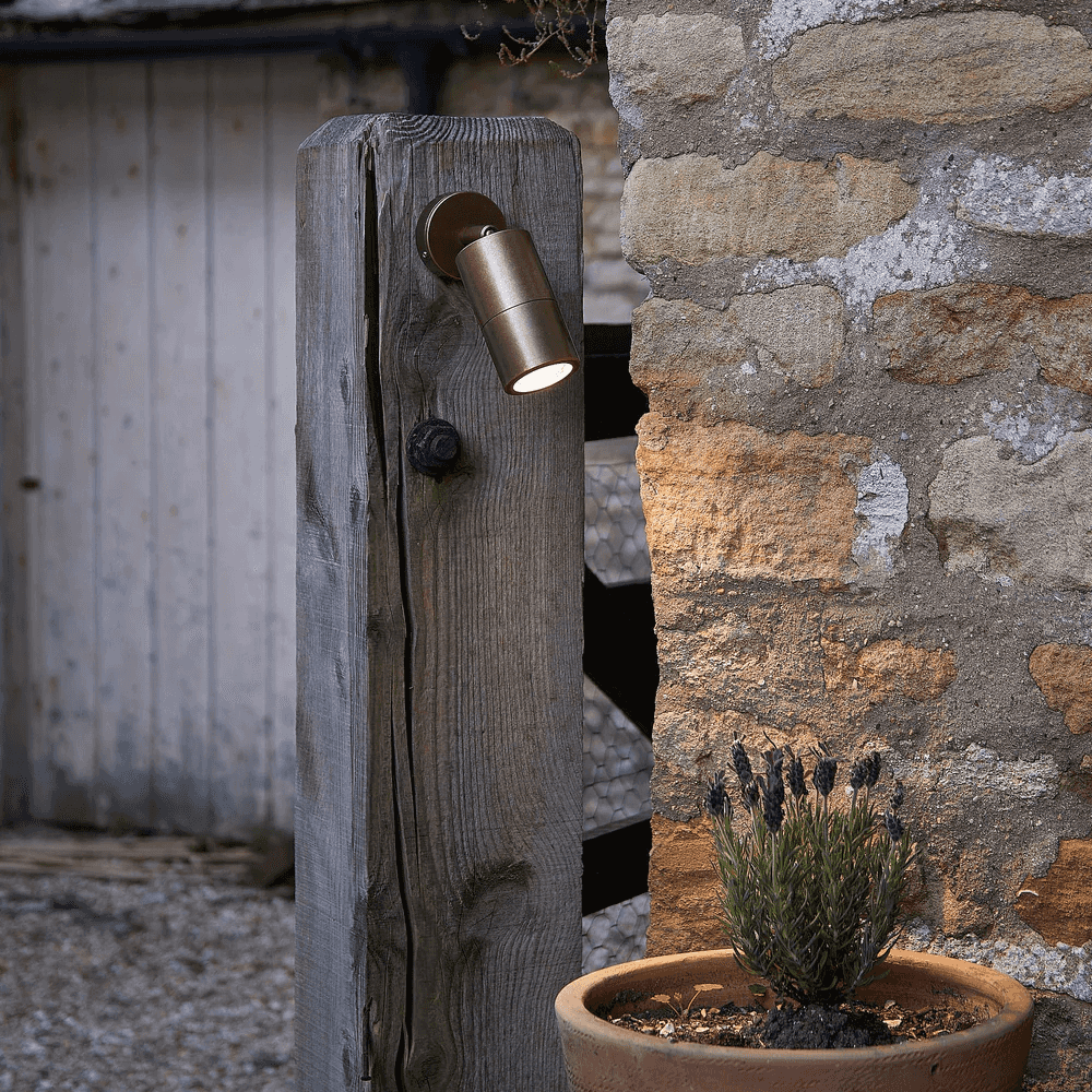 a044b0b6fde512665f4e853a27ee599b