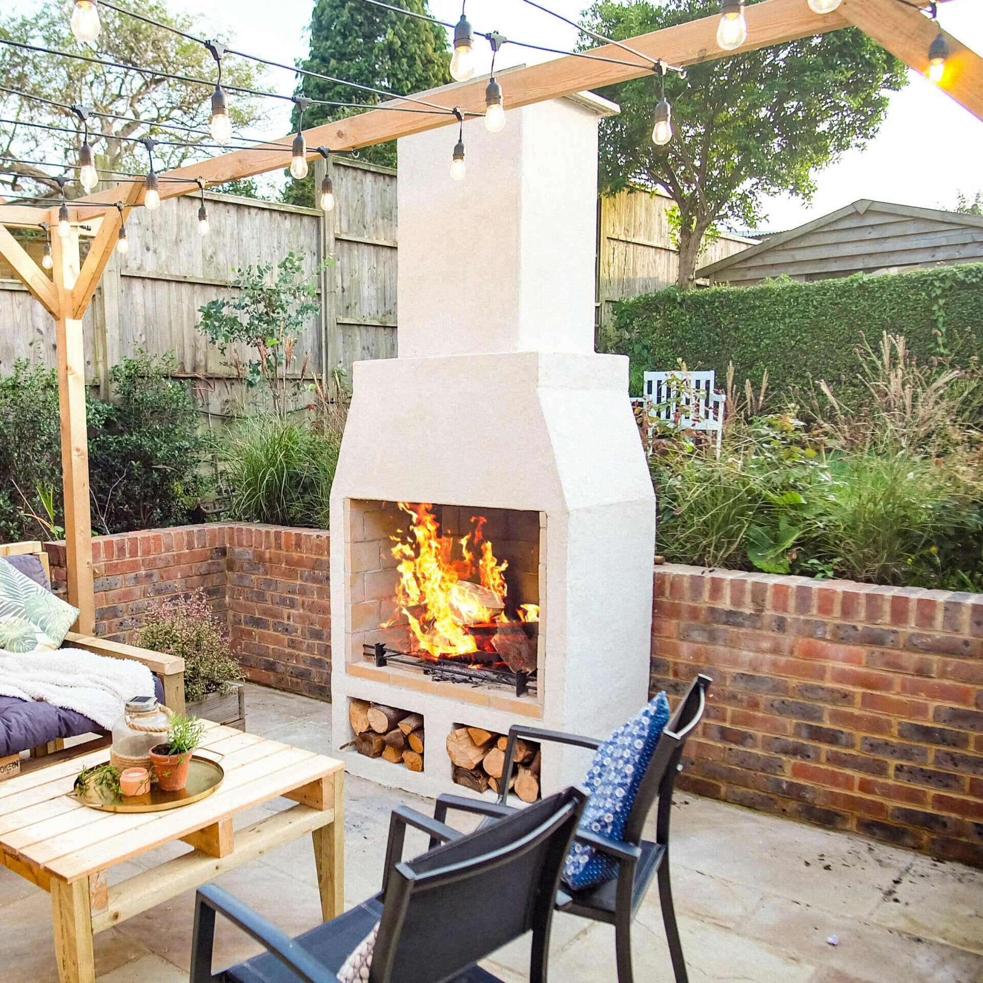 Schiedel Isokern 950 Outdoor Fireplace